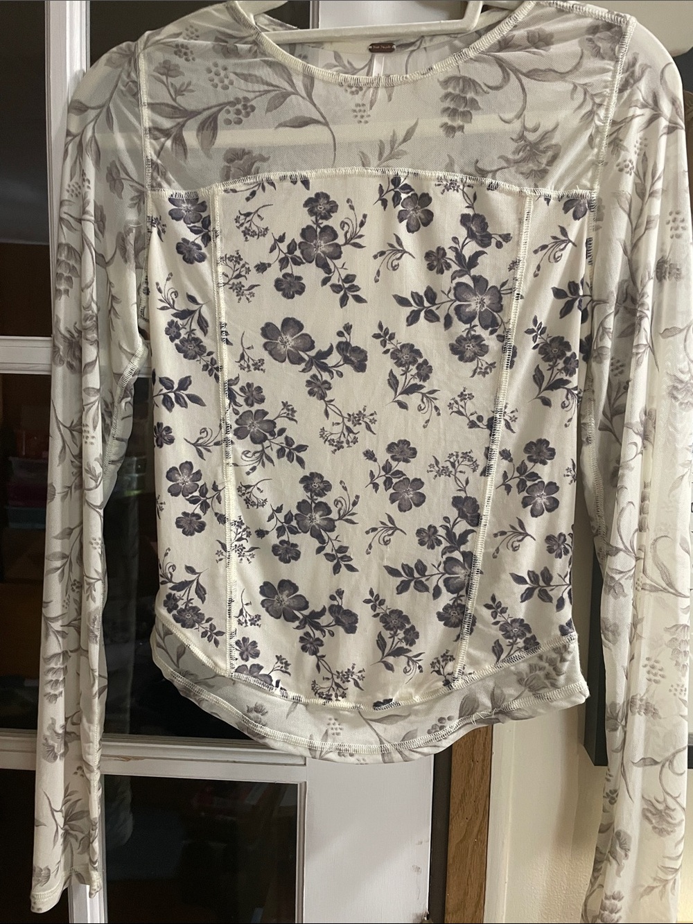 Free People Women's Long Sleeve Floral Print Top - Cream with Gray Floral